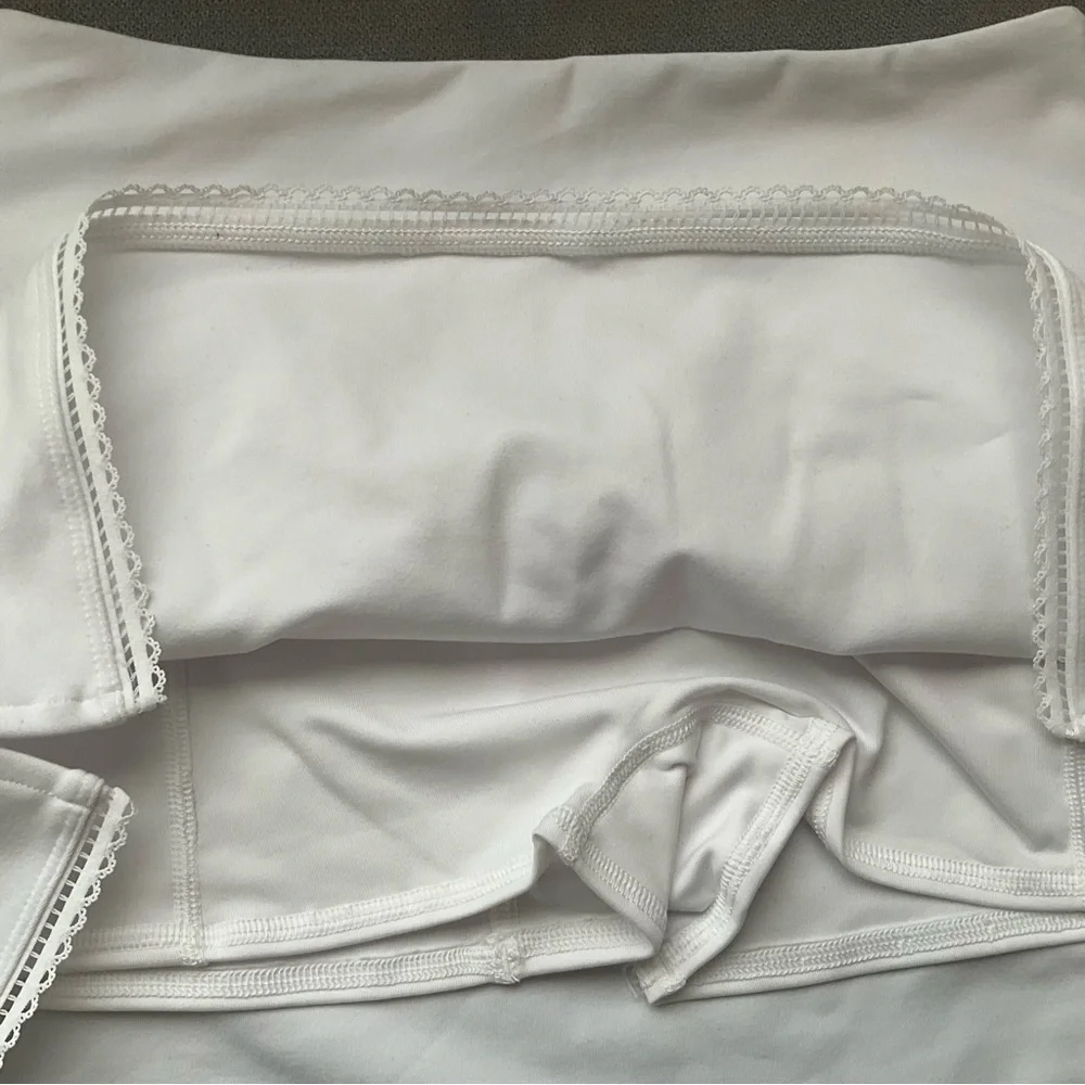 Alo Yoga Alosoft Affection Tennis Skirt White XS